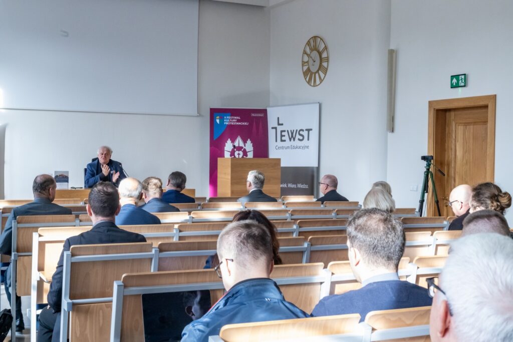 X FKP: Wiara - wczoraj i dziś - zdjęcie z wydarzenia